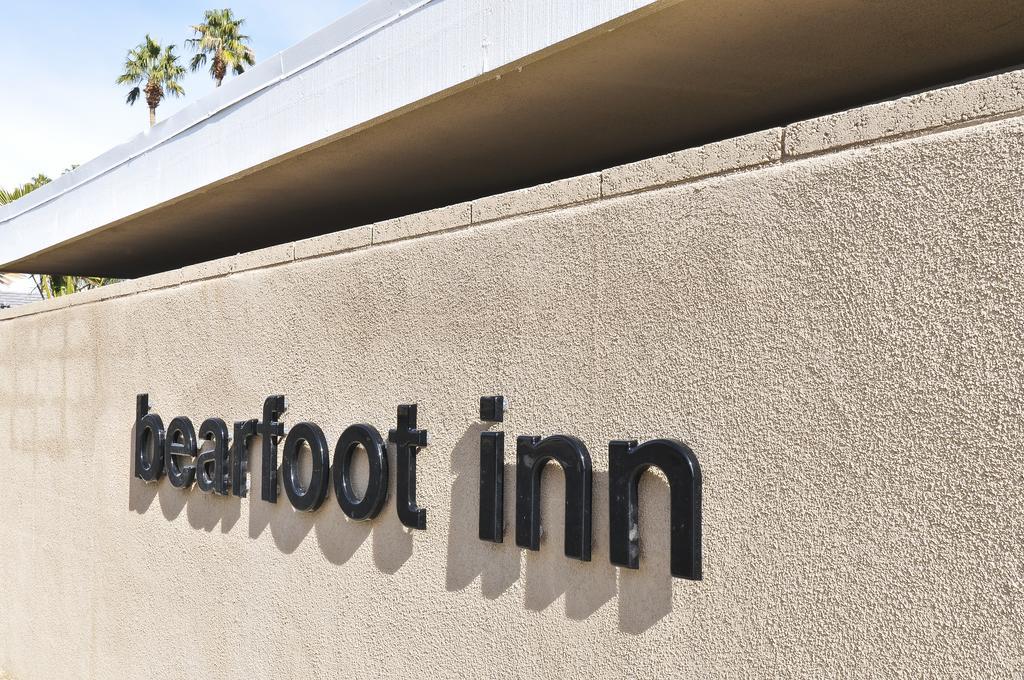 Bearfoot Inn - Clothing Optional Hotel For Gay Men ปาล์มสปริงส์ ภายนอก รูปภาพ